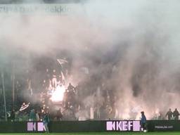 Sfeeracties van supporters van FC Den Bosch.