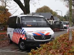 De politie tijdens het Operatie Alfa-onderzoek (foto: Gabor Heeres/SQ Vision Mediaprodukties). 