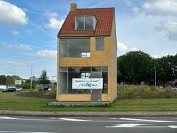 https://api.omroepbrabant.nl/img/f/$width$/$height$/0.4/0.61/bWVkaWEvcHJvZC80NTQxNzEwLmpwZz9zdj0yMDE5LTA3LTA3JnN0PTIwMjAtMDEtMDFUMDAlM0EwMCUzQTAwWiZzZT0yMDQwLTAxLTAxVDAwJTNBMDAlM0EwMFomc3I9YiZzcD1yJnNpZz1lQjFaaDhTTEV6M2ZHbUV5Y1FuaWVBNFgySFgwQTlzakJ1eU9sb09wT21VJTNE