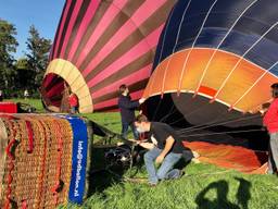 Passagiers mogen weer meevaren in de luchtballon (Foto: Erik Peeters)