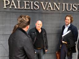 https://api.omroepbrabant.nl/img/f/$width$/$height$/0.41/0.44/bWVkaWEvcHJvZC80NTk3OTkxLmpwZz9zdj0yMDE5LTA3LTA3JnN0PTIwMjAtMDEtMDFUMDAlM0EwMCUzQTAwWiZzZT0yMDQwLTAxLTAxVDAwJTNBMDAlM0EwMFomc3I9YiZzcD1yJnNpZz00eEE1S2J6Zjg5UDBOSmtJUWFTJTJGUiUyRmtJeUlKdlIlMkJMMG1lQ0E5dGpEMmZBJTNE