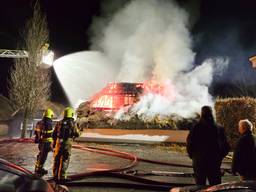 Brand verwoest huis in Almkerk