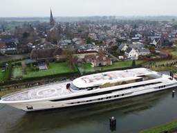 Grootste jacht ooit bij Heesen Yachts gebouwd verlaat Oss