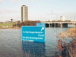 Dertig jaar geleden stond de A2 onder water