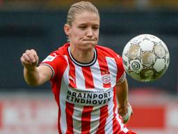 PSV-aanvoerder Mandy van den Berg