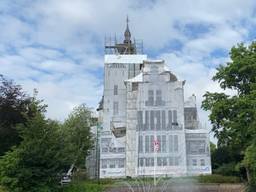 Vught pakt kostbaar raadhuis uit (foto: Jan Peels).