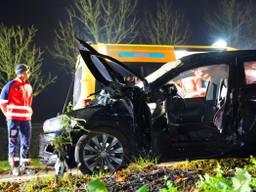 Gewonden bij crash auto in Vinkel