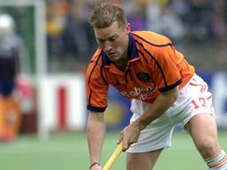 Jeroen Delmee in 2000 actief voor Oranje tegen Australië