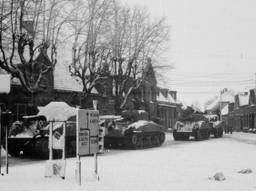 De Markt in Asten in 1944. 