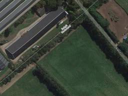 Het bedrijf Roelen Hof in Ravels, gerund door Brabanders, ligt net in België (Foto: Google).