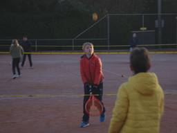 Zeventig kinderen mogen extra komen tennissen in Breda