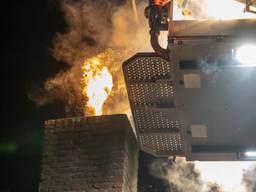 De brandende schoorsteen (foto: Dave Hendriks/SQ Vision Mediaprodukties).