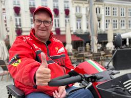 Van total loss naar totaal baas, Denny 'Ferrari' kan zijn geluk niet op