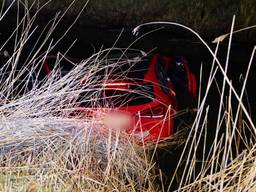 Auto belandt in water in Rosmalen