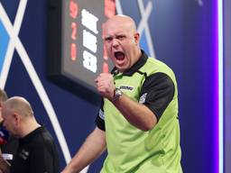 Michael van Gerwen tijdens het WK (foto: OrangePictures). 