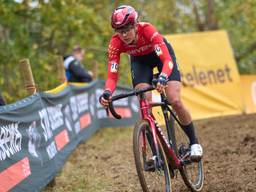Aniek van Alphen tijdens een wedstrijd in België (foto: Rob Pauel/Orange Pictures).