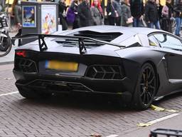 Dure auto's: een lust voor het oog, maar ook geregeld een irritatie voor het gehoor (foto: ANP).