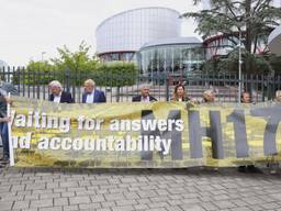Een protest voorafgaand aan de uitspraak in Frankrijk (foto: Antonin UTZ/Associated Press)