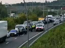 Tientallen bestuurders kregen een boete toen ze toch de N2 opreden (foto: Rijkswaterstaat).