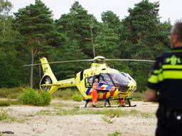 Mountainbiker zwaargewond na val in bossen van Dorst