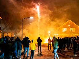 Er werd ook zwaar vuurwerk afgestoken in Veen (foto: SQ Vision).