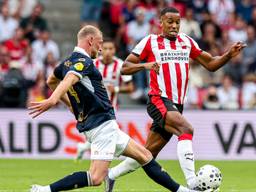 Alassane Pléa ligt er de komende maanden uit met een blessure (foto: Orange Pictures).