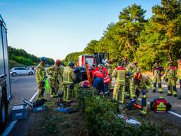 Er waren veel hulpverleners op de been (foto: Persbureau Heitink).