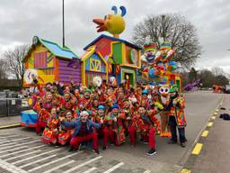 De feestneuzen van CV De Plak in 2020 (Foto: CV De Plak)