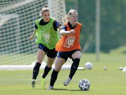 Jill Baijings in actie tijdens de training van het Nederlands Elftal (Beeld: KNVB Media).