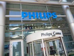 Het hoofdkantoor van Philips (foto: ANP 2022/Harold Versteeg).
