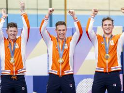 Van links naar rechts: Roy van den Berg, Harrie Lavreysen en Jeffrey Hoogland (foto: ANP/Koen van Weel).