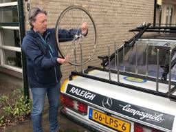 Schrijver John van Ierland baalt dat La Vuelta dit jaar niet in Nederland start,