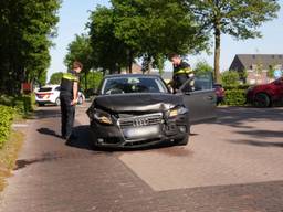 Eén van de auto's die bij de botsing betrokken waren (foto: Harrie Grijseels/Persbureau Heitink).