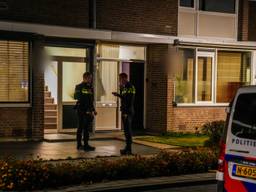Gewapende overval op gezin met jonge kinderen, daders op de vlucht