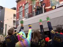 CV De Sleuteldraaiers vieren feest in Kruikenstad (Beeld: Omroep Brabant).