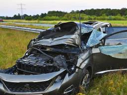 Op de snelweg A67 bij Eersel is zondagavond een auto over de kop geslagen. Dit gebeurde bij Eersel. Vier mensen uit één gezin raakten hierbij gewond.