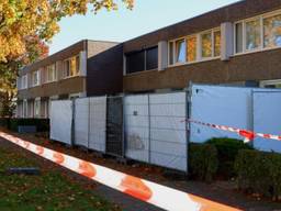 Een afzetting in de straat (foto: Bart Meesters/SQ Vision).
