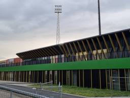 Het nieuwe stadion van Helmond Sport. (Foto: Leon Voskamp)