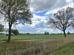 Het beoogde terrein voor de nieuwe commandokazerne in Nispen (foto: Erik Peeters).