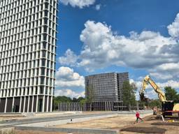 Het project voor studentenhuisvesting op de TU/e campus zorgt voor ruim 735 nieuwe kamers (foto: Collin Beijk).