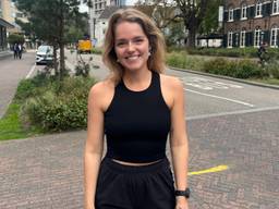 Kleindochter eert opa die marathon naar Eindhoven haalde: 'Was zijn kindje'
