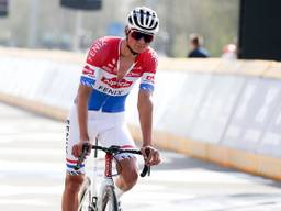 Mathieu van der Poel had een zware dag in Dwars door Vlaanderen (foto: OrangePictures).