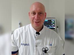 Arjan van den Broek werkt op de ic van het Amphia Ziekenhuis 