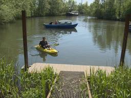 Onrust onder watersporters over afsluiten van kreken in de Biesbosch.