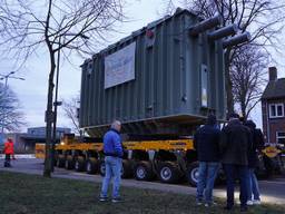 Reusachtig transport in Geertruidenberg