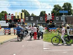 Defecte goederentrein deelt Oisterwijk in tweeën