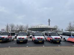 Ruim honderd agenten kwamen bij elkaar in het Evoluon (foto: Imke van de Laar) 