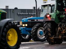 Protest van de boeren bij Eindhoven Airport in december 2019 (foto: Rob Engelaar/ANP).