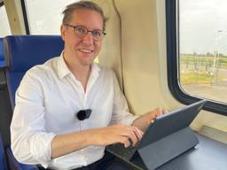 2,5 uur per dag in de trein om wethouder te zijn in Helmond 