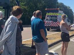 Vrijdag stond de bus voor de tweede keer lang stil (foto: Anne van den Berg Telussa). 